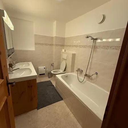 Accogliente Appartamente A Pedecosta Поскьяво